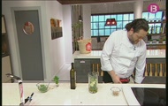 'Calamar arrebossat amb blat de les índies i pesto de ruca'