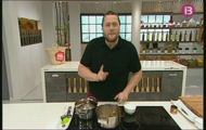 'Arròs basmati amb albergínies i ametlla' i 'Natilles de xocolata amb peres al forn'