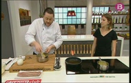 'Escorball en tempura de pipes amb parmentier de patata al cacau'