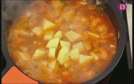 'Pilotes amb carxofes i patates'